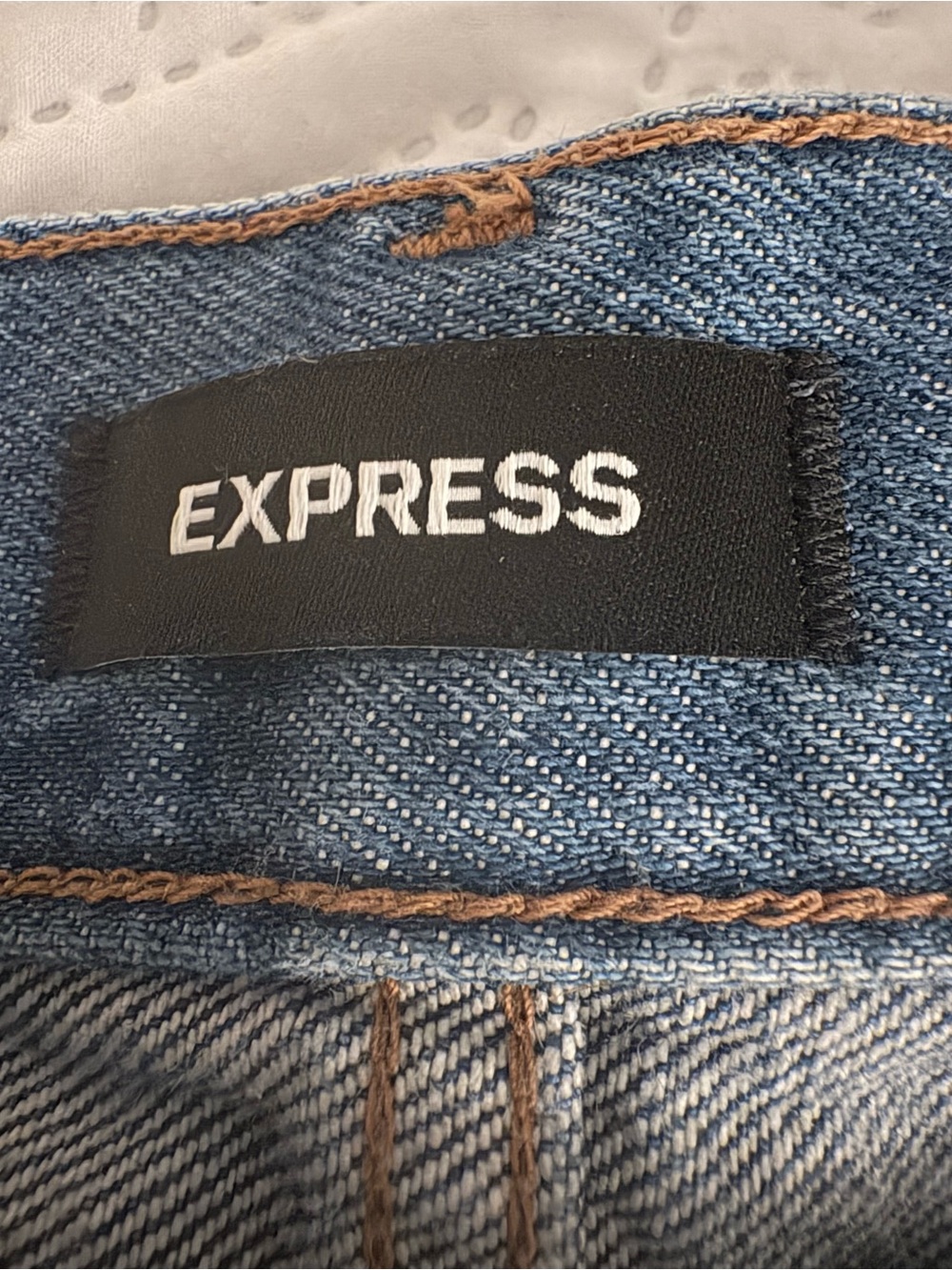 Express ’70s Flare Mid Rise Jeans 4R Medium Wash Raw Hem 100% Cotton Boho - Picture 4 of 10